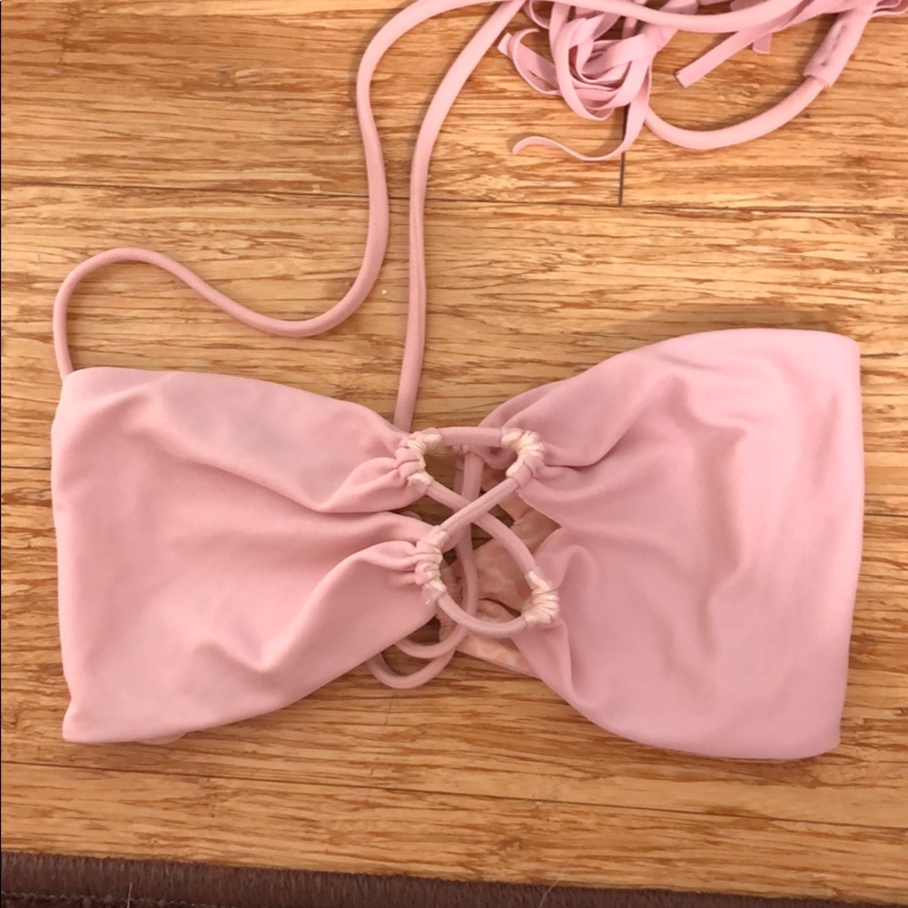 Acacia swim top size Large